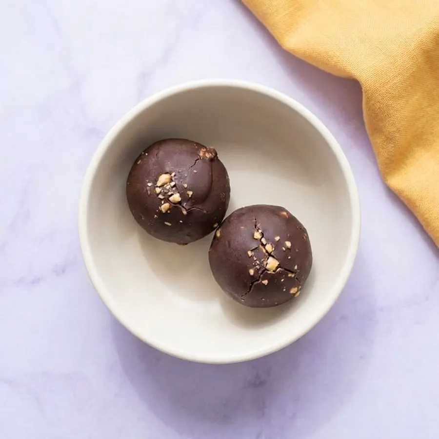 Chocolate PB Energy Balls